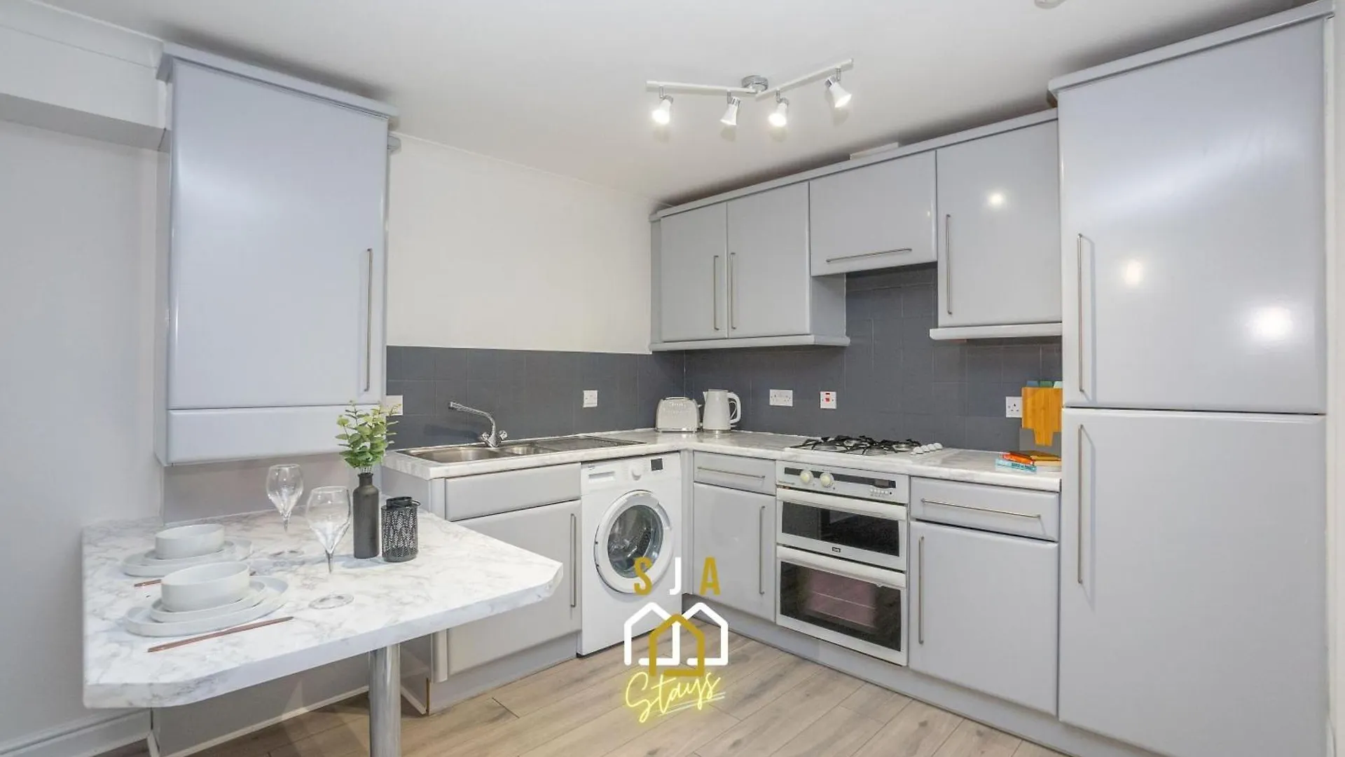 Panacotta House - Sja Stays - Modern 1 Bed Apartment Aberdeen