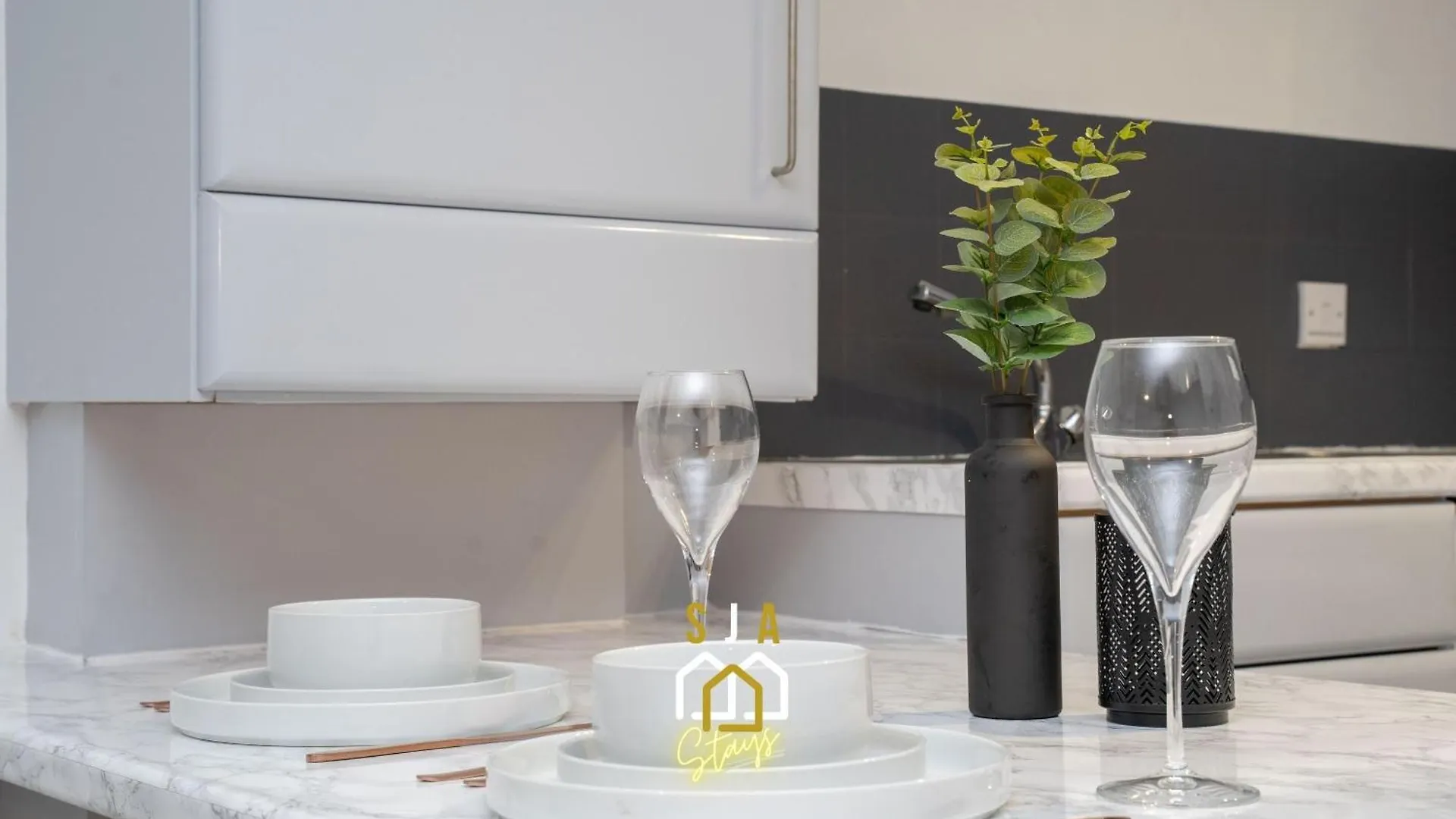Panacotta House - Sja Stays - Modern 1 Bed Apartment Aberdeen